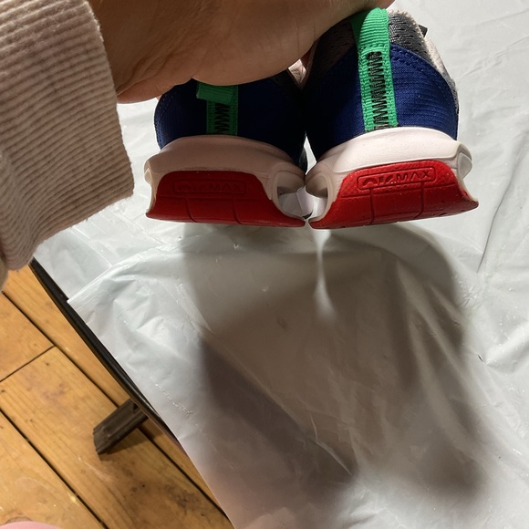 Nike Kids' Black and Gray Sneakers with Blue Accents - Picture 3 of 5